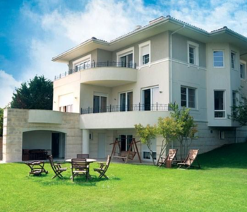 Beautifully Designed Spacious Villas For Sale
