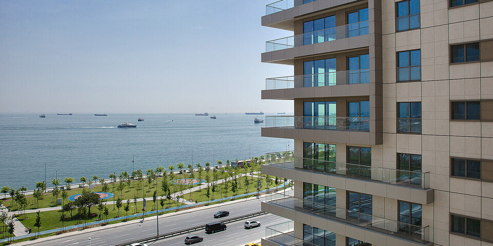 Luxury sea view apartments in Bakırköy