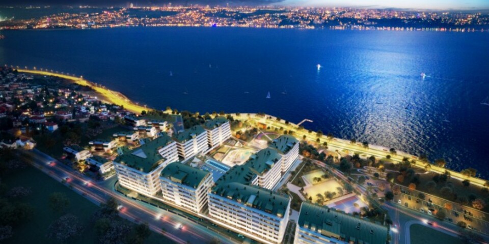 Apartments with Private coastline to the compound in istanbul