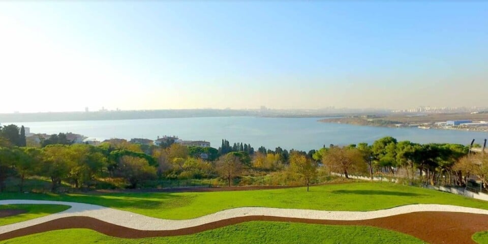 Apartments with sea view and Lake view in Küçükçekmece