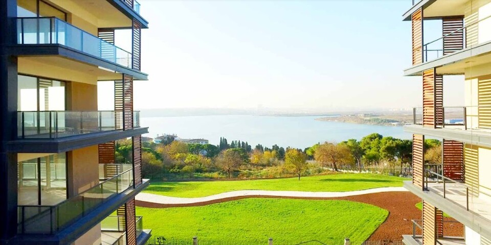 Apartments with sea view and Lake view in Küçükçekmece