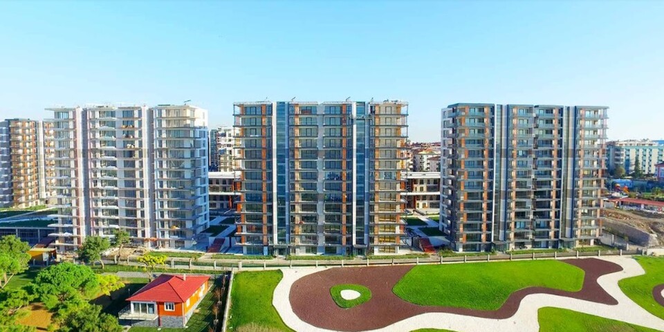 Apartments with sea view and Lake view in Küçükçekmece